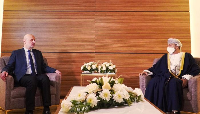 وزير الداخلية يلتقي بنظيريه اليمني واللبناني