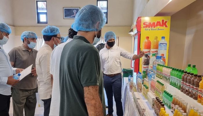 الوفد التجاري العُماني يطّلع على التجربة السريلانكية في إنتاج المواد الغذائية