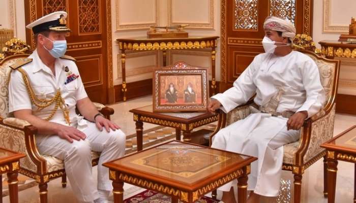 Al Nu’amani receives UK Chief of Naval Staff