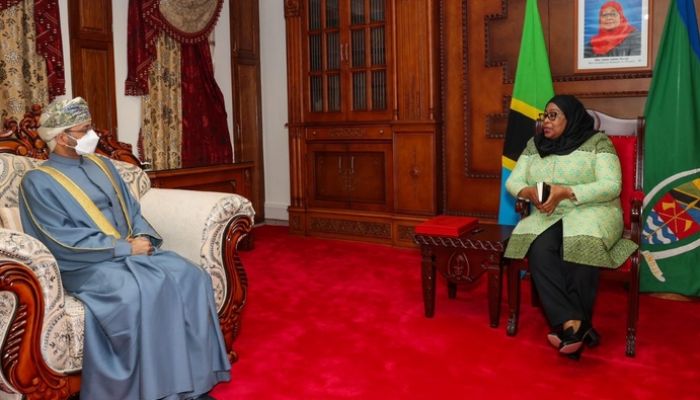 رسالة خطية من جلالة السُّلطان إلى رئيسة تنزانيا تتعلق بالعلاقات الثنائية