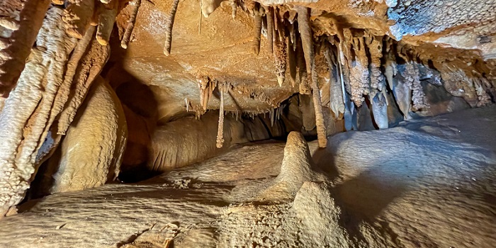 New cave discovered in Oman