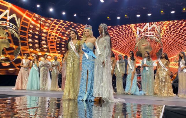 Miss World 2021: Poland's Karolina Bielawska wins crown, Indian-American Shree Saini becomes 1st runner-up