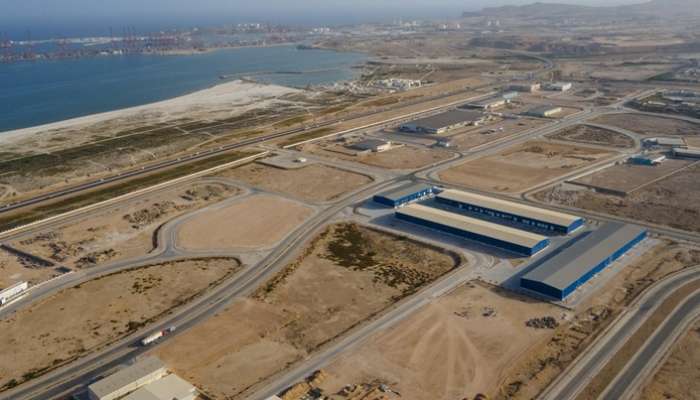 Salalah Free Zone signs two lease agreements