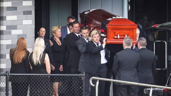 Family, friends bid adieu to Shane Warne at private funeral in Melbourne