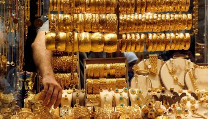 الذهب يستمر في الارتفاع مع تصاعد الأزمة الأوكرانية