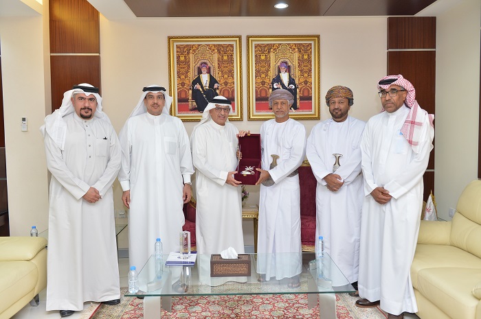 Al Zubair receives top official from Bahrain sports body