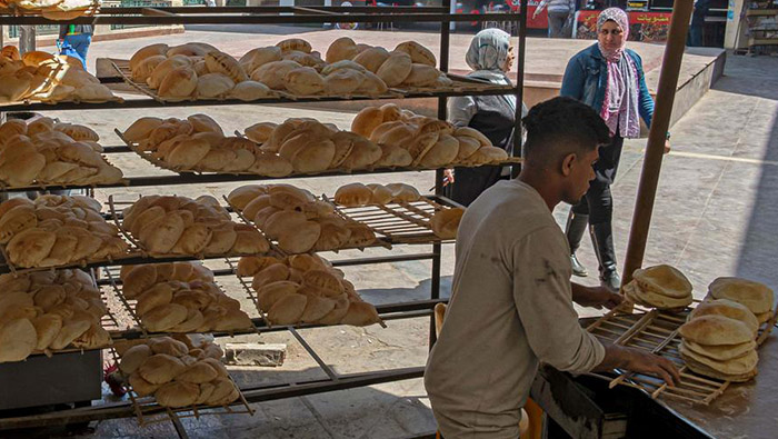 Soaring wheat prices turn food security into a priority in Egypt