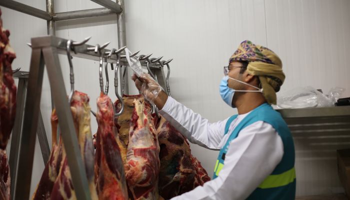 بلدية مسقط تعلن عن ساعات العمل خلال الشهر الفضيل