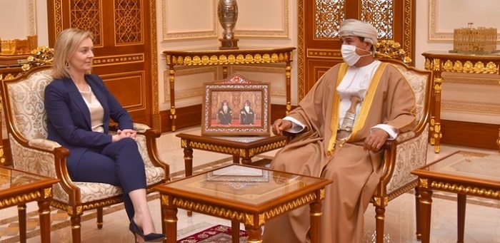 Royal Office Minister receives UK State Secretary