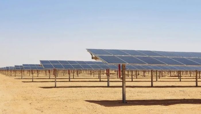 25 جيجاوات من الطاقة الشمسية والرياح المتجددة سينتجها مشروع عُمان للطاقة الخضراء