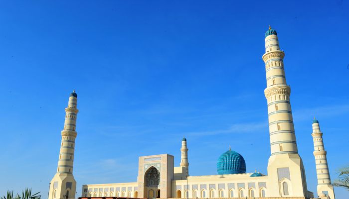 جامع السلطان قابوس بصحار .. منارة إسلامية