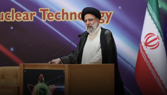 الرئيس الإيراني: لا نسعى لامتلاك سلاح نووي