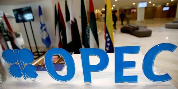 الاتحاد الأوروبي يجتمع مع أوبك وسط دعوات لزيادة إنتاج النفط