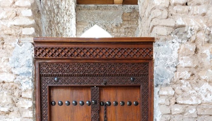 الحفاظ على التراث المعماري للبيوت القديمة في مسقط التاريخية