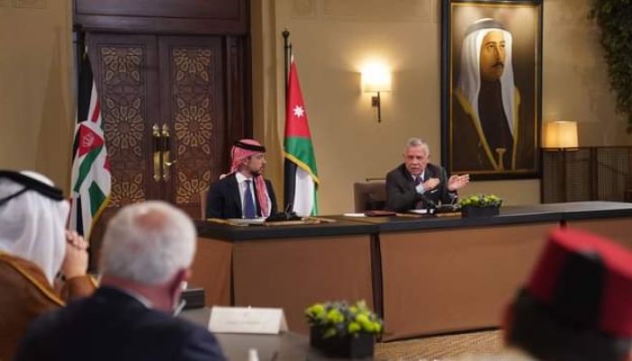 ملك الأردن يؤكد على أهمية توحيد الجهود العربية لوقف التصعيد في القدس