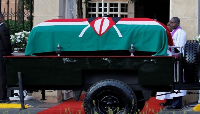 وفاة رئيس كينيا السابق مواي كيباكي عن 90 عامًا