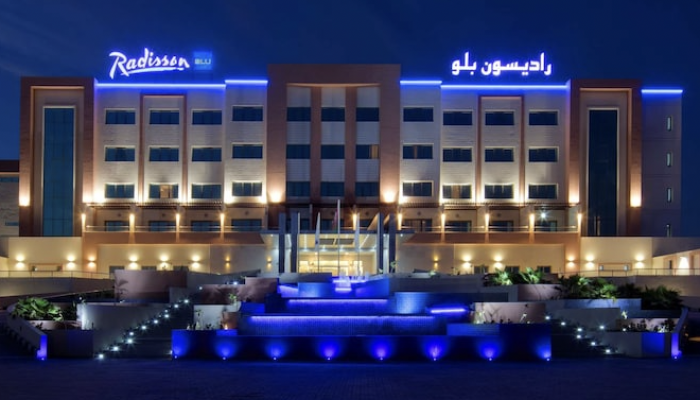 مجموعة فنادق راديسون عمان يعد زواره بقضاء عطلة استثنائية في إجازة عيد الفطر