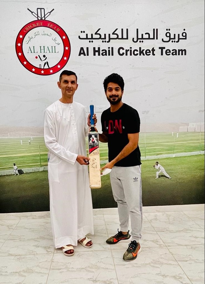 Former Pakistani cricket keeper Zulqarnain Haider visits Al Hail Cricket club