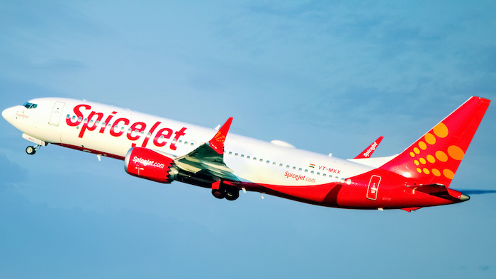Spicejet begins flights to Muscat from India