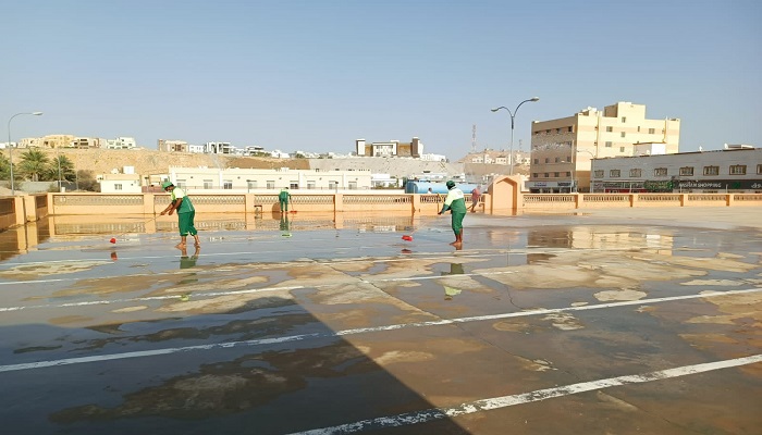 Muscat Municipality cleans Eid chapels in Wilayat of Baushar