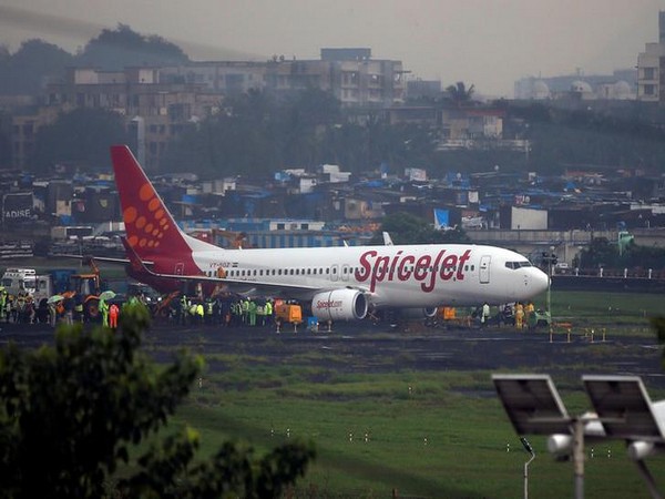 13 flyers 'severely injured' in SpiceJet Mumbai-Durgapur flight turbulence