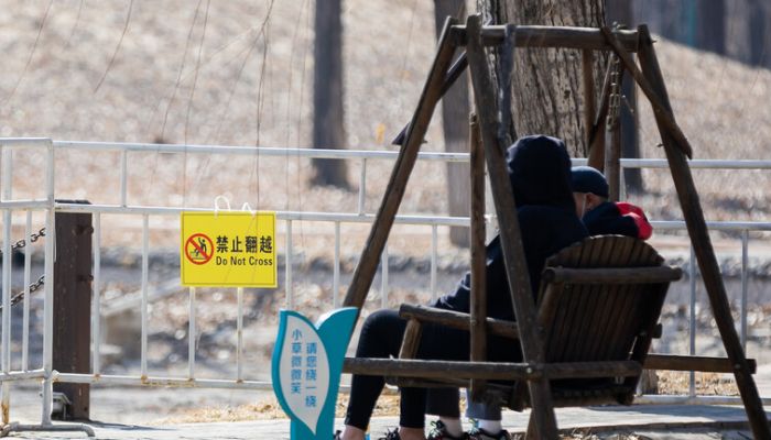 الصين تطلب من مواطنيها العمل عن بعد لمنع انتشار كورونا