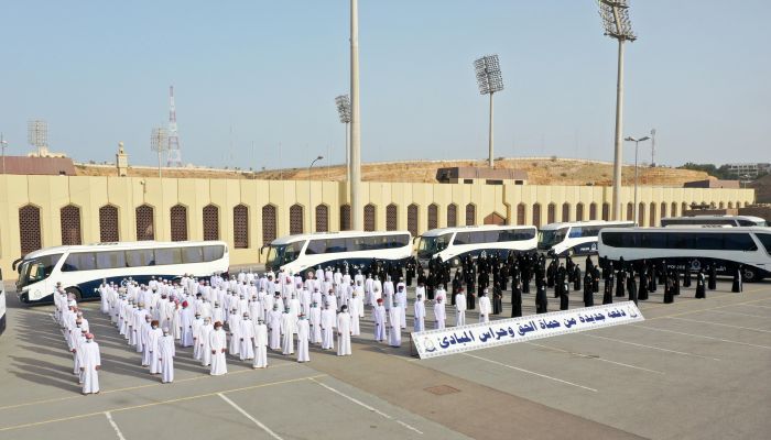 الشرطة توظف دفعة جديدة من المواطنين والمواطنات