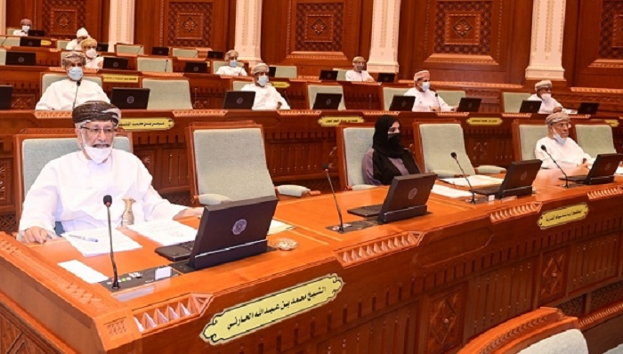 Draft Notary Public Law amendment discussed in Oman's State Council