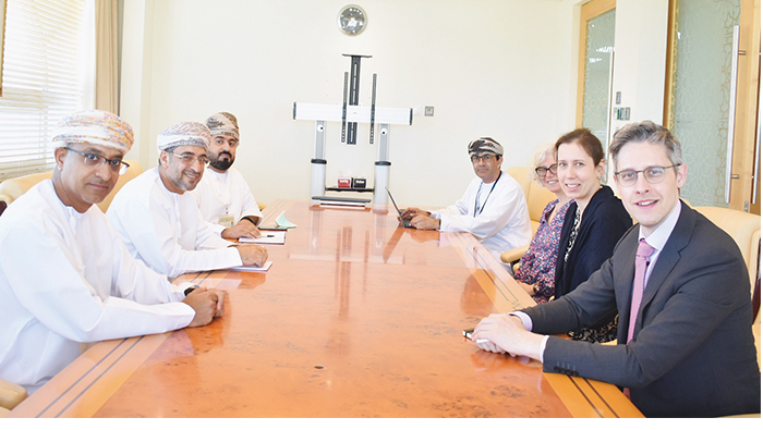 Ministry discusses cooperation with University of Cambridge