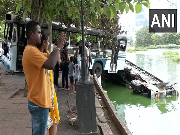 Burnt buses, submerged cars become selfie points outside Sri Lanka's PM residence