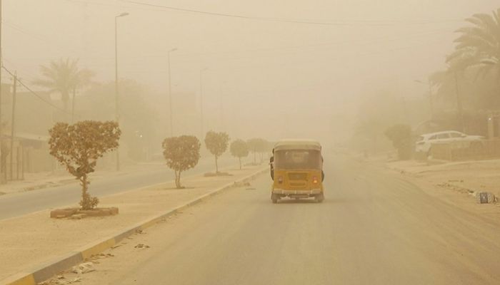 تعطيل الدوام بالمدارس والجامعات العراقية بسبب موجة غبار