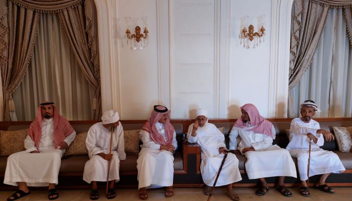 الشيخ أحمد الخليلي يستقبل السفير السعودي وسليمان الجبيلان