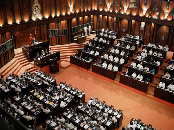 Sri Lanka: Nine new cabinet ministers take oath amid political, economic turmoil
