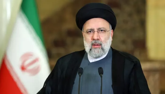 الرئيس الإيراني يُدلي بتصريح قبيل توجهه لسلطنة عمان