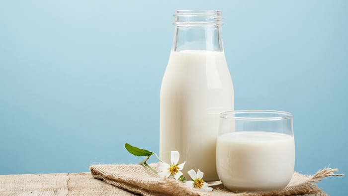 Milk and water are most efficient vehicles for absorbing vitamin D