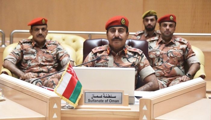 قائد الجيش السلطاني العماني يشارك في الاجتماع العشرين لقادة القوات البرية لدول الخليج