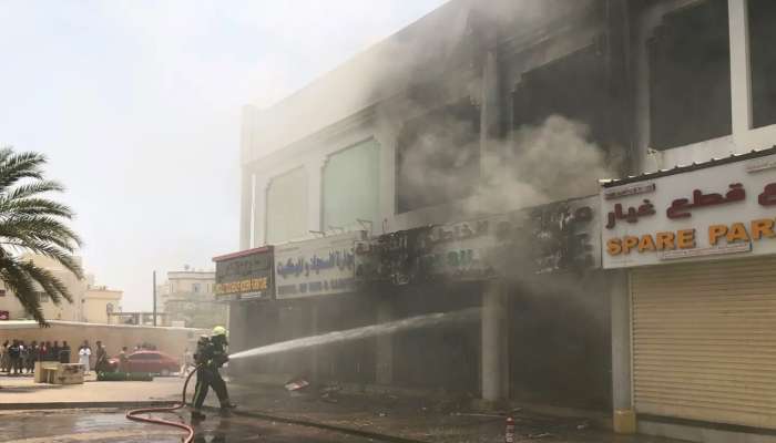 CDAA deals with fire in shops in Muscat Governorate