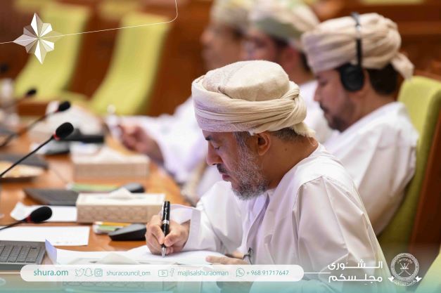 'الشورى' يقر عددا من الرغبات المبداة.. منها تعديل ضوابط ومعايير المنافسة في شغل الشواغر الوظيفية