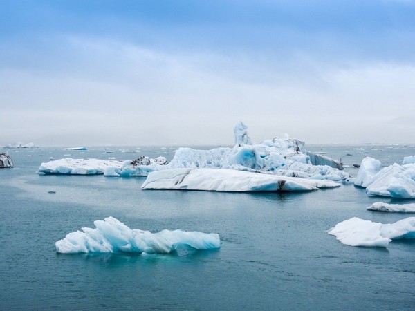 Study finds Antarctic glaciers losing ice at fastest rate for 5,500 years