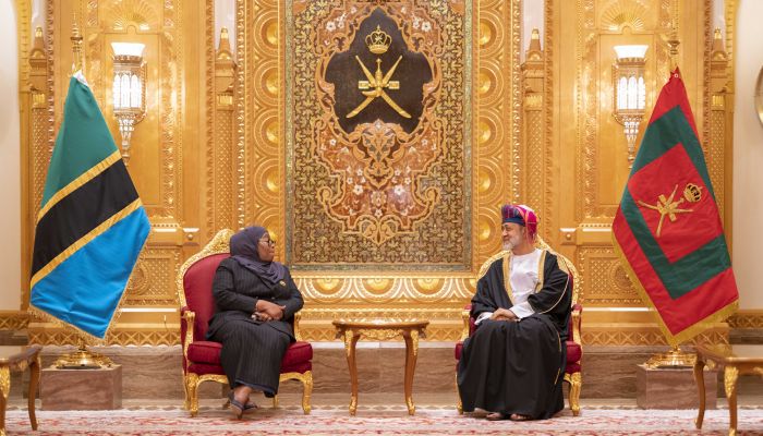 جلالة السلطان ورئيسة تنزانيا يعقدان جلسة مباحثاتٍ رسميَّة
