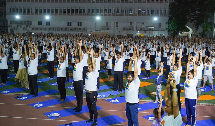 More than 1,500 participate in Yoga Day celebrations in Muscat