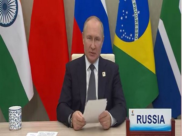 Putin calls on BRICS leaders to cooperate in face of West's 'selfish actions'
