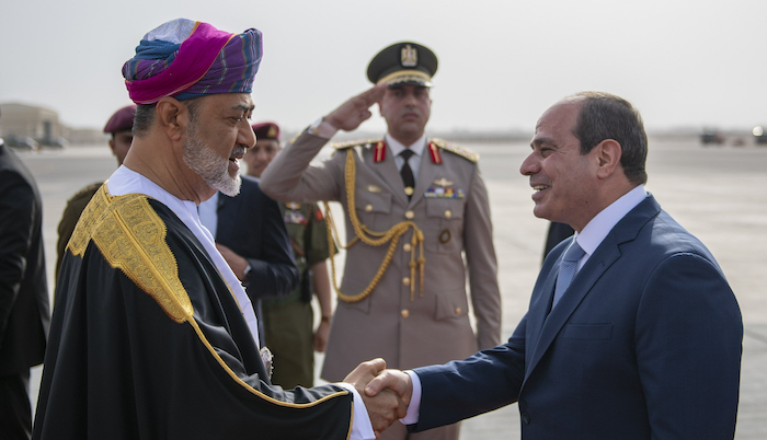 His Majesty welcomes Egyptian President to Oman