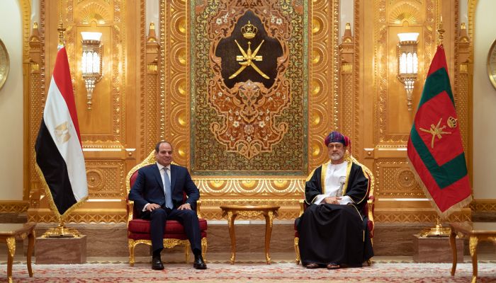 جلالة السلطان والسيسي يوجهان بدراسة إنشاء صندوق استثماري مشترك بين البلدين
