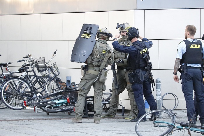 'Several dead' in Copenhagen mall shooting, one arrested