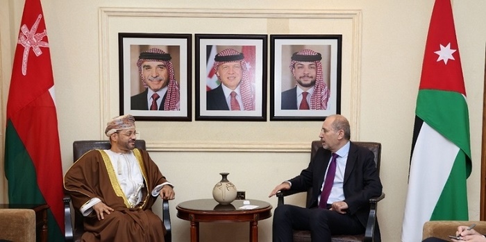 Oman, Jordan review bilateral ties, means of boosting cooperation