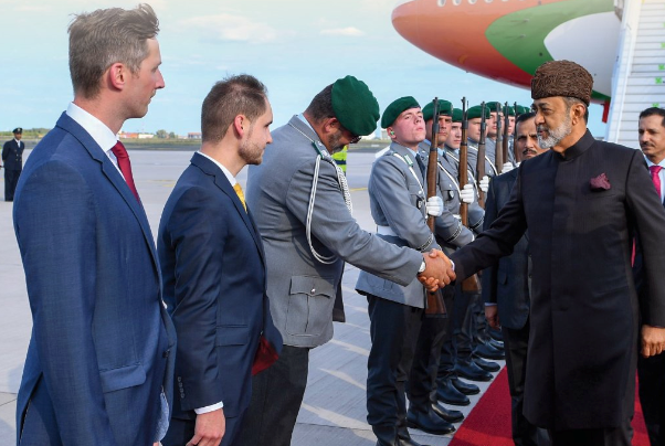 HM the Sultan arrives in Germany