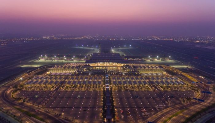 مطار مسقط الدولي.. واجهة سلطنة عُمان الأولى للزائرين