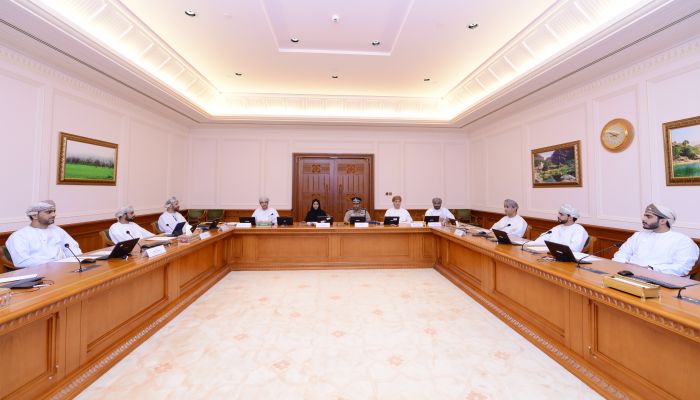 استعراض مرئيات الشرطة حول ’الازدحام المروري’ بمجلس الدولة