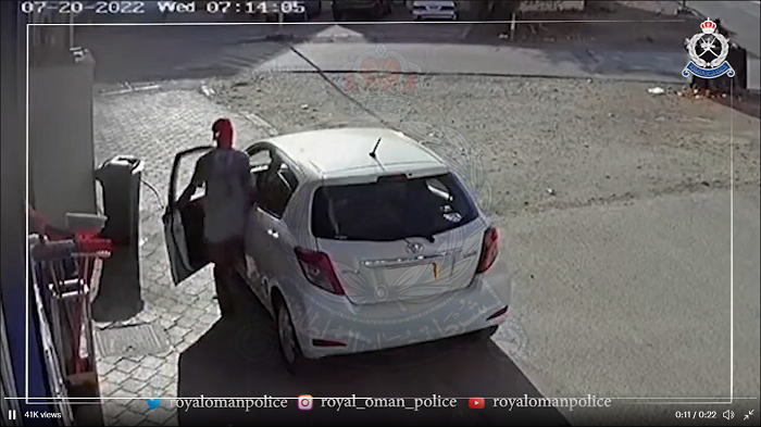 Person stealing vehicle caught on camera in Muscat